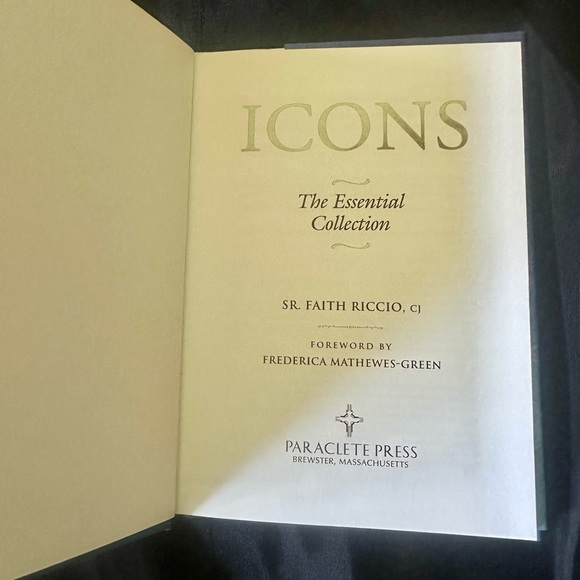 ICONS: The Essential Collection by sr. Faith Riccio, Cj - Picture 2 of 10